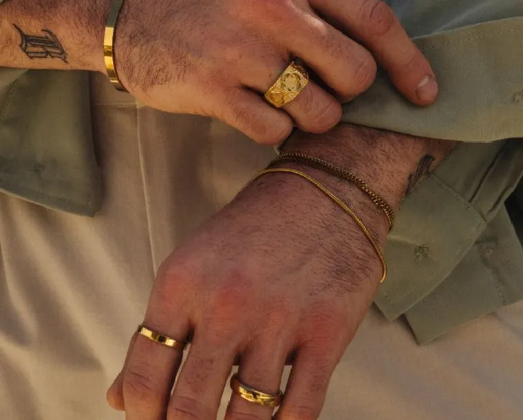 Ինչ զարդեր նվիրել տղամարդկանց