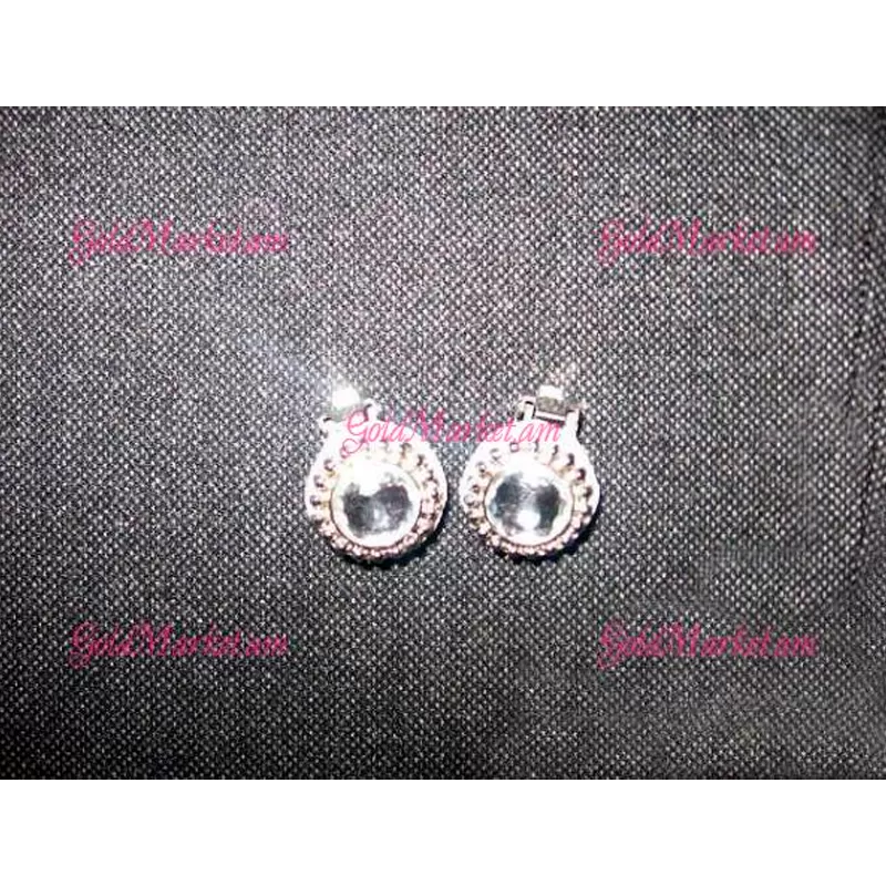 Քարերով ականջօղ